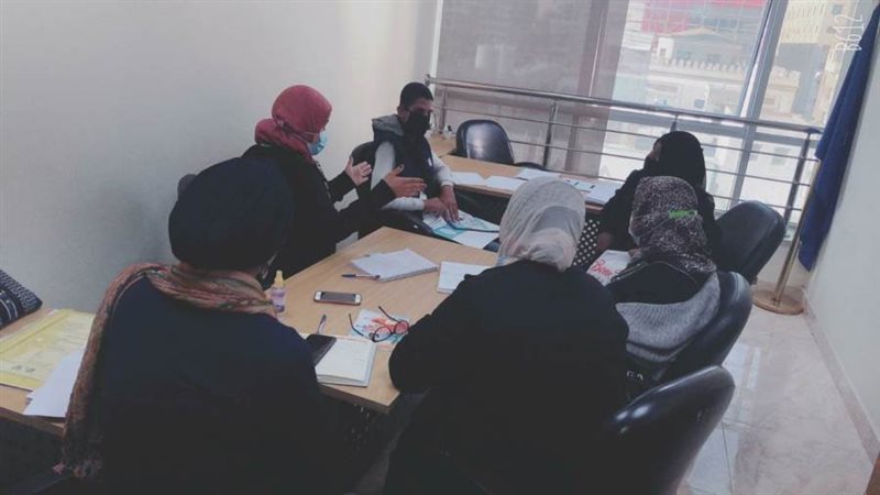 خلال الاجتماع لمنتفعي