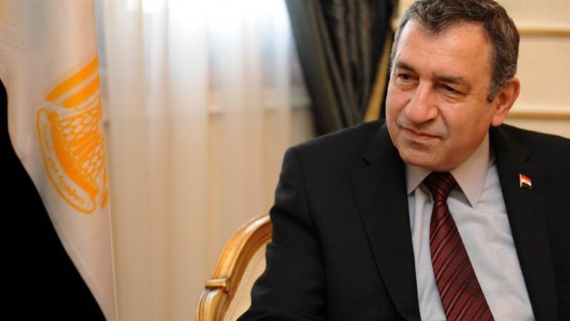 الدكتور عصام شرف