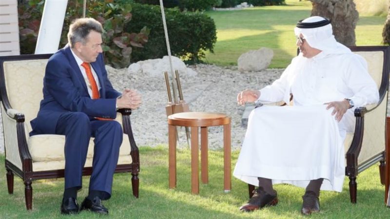 أثناء الاجتماع