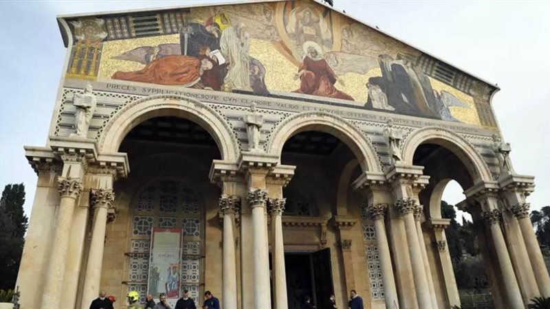 محاولة مستوطن إحراق