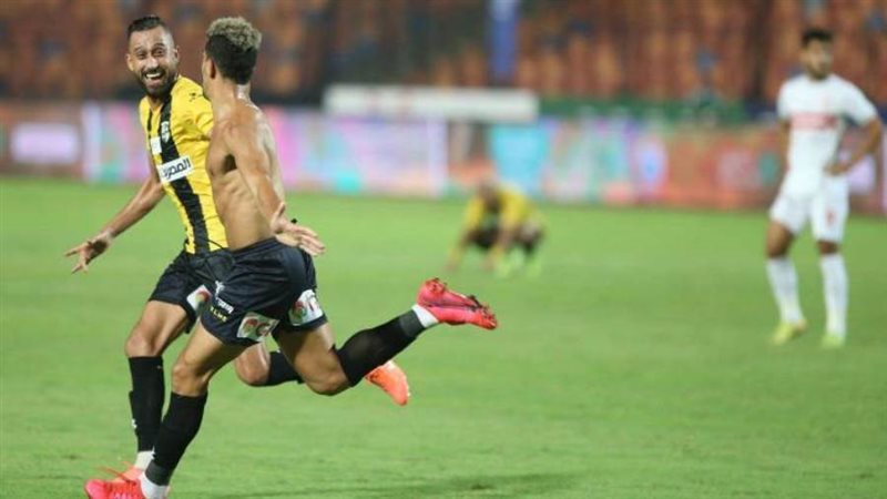 احتفال لاعبي المقاولون