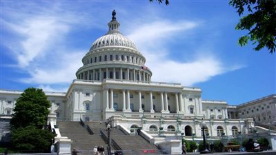 الكونجرس يسابق الزمن لتجنب الإغلاق الحكومي مع تفشي الجائحة