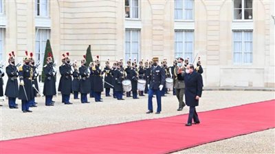 عضو الشيوخ: زيارة السيسي لفرنسا تعزز العلاقات بين البلدين