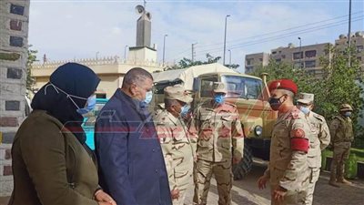 مساعد قائد سلاح المدرعات يتفقد قوات تأمين انتخابات النواب بـ”المنوفية“.. (صور)