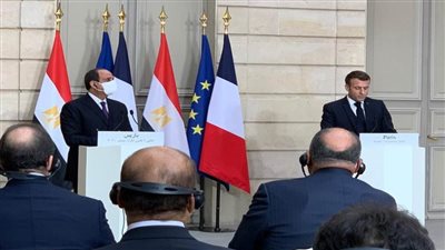 الرئيس السيسي: نتصدى لخطاب الكراهية والتطرف ونسعى للسلام الانسانى