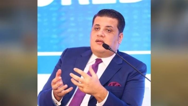 مصطفي زمزم رئيس مجلس