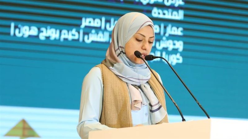 الناقدة رشا حسني