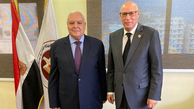 السفير أحمد رشيد