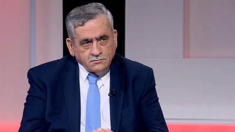 الدكتور نذير عبيدات