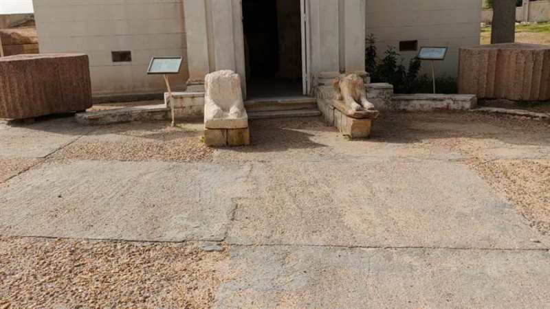 وزارة السياحة والآثار