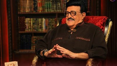 سمير غانم يتحدث عن طفولته وعلاقته بعادل إمام في 