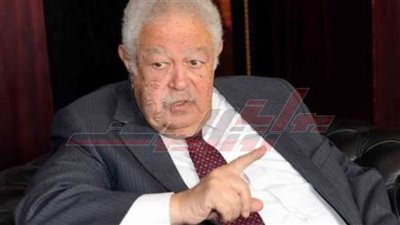  رئيس جمعية المحامين الكويتية يساند 