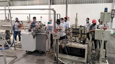 التفتيش على ٧٥ منشأة واستخراج ٢٠٠ شهادة قيد للعمال بالبحيرة