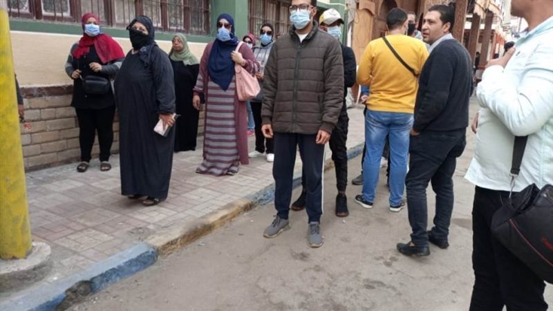 توافد الناخبين بمراكز