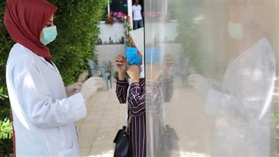 إغلاق شامل في محافظات فلسطينية للحد من كورونا وعقوبات للمخالفين