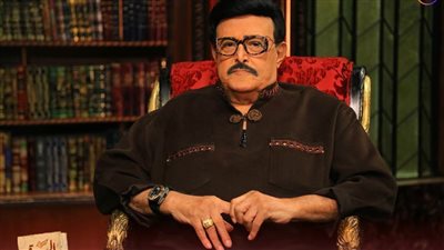 ابن ضابط صعيدي.. سمير غانم يتحدث عن ذكريات الطفولة مع أسرته