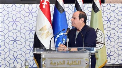 12 صورة تلخص زيارة الرئيس السيسي للكلية الحربية