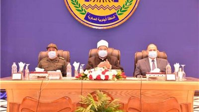 القوات المسلحة تنظم ندوة تثقيفية بمشاركة وزير الأوقاف