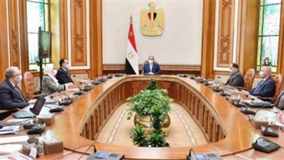موجز الرابعة..الرئيس السيسي يوجه بإنشاء معامل مركزية بالموانئ المصرية
