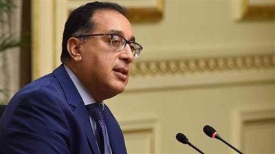 رئيس الوزراء يستعرض ترتيبات نقل المومياوات الملكية إلى متحف الحضارة