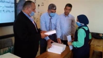 تعليم الإسكندرية: تسليم 6 آلاف شريحة 