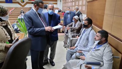 اللواء هشام آمنة يلتقى 19 مواطنا في اللقاء الأسبوعي لخدمة المواطنين