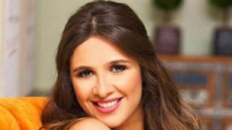 ياسمين عبدالعزيز