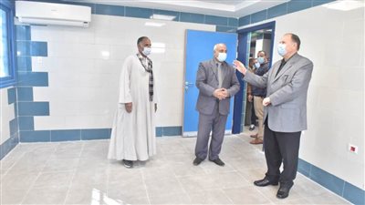 محافظ أسيوط يتفقد وحدة طب الأسرة بعرب الكلابات