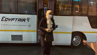 عاجل.. وزيرة الصحة تتوجه للإمارات لبحث خطة توريد دفعات لقاح 