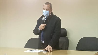 وكيل الصحة بالدقهلية يناقش جاهزية استقبال حالات كورونا