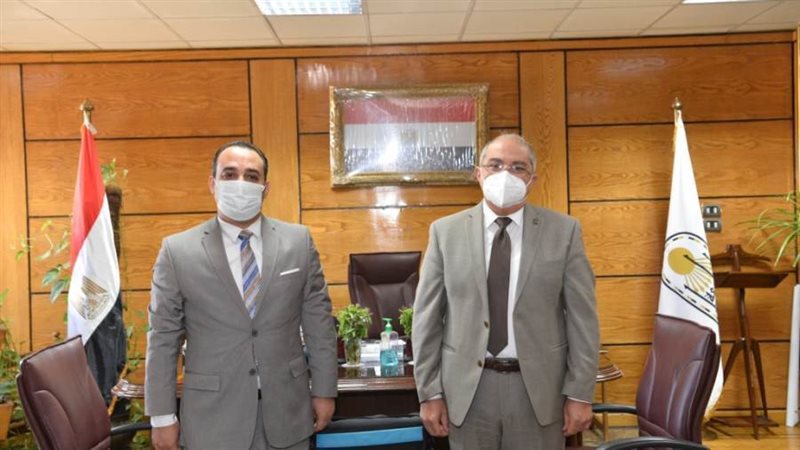 رئيس جامعة أسيوط