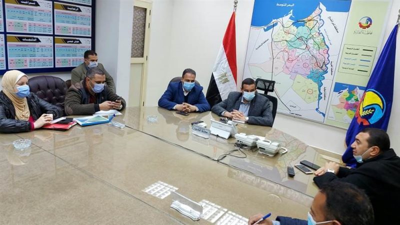 محافظ البحيرة يترأس