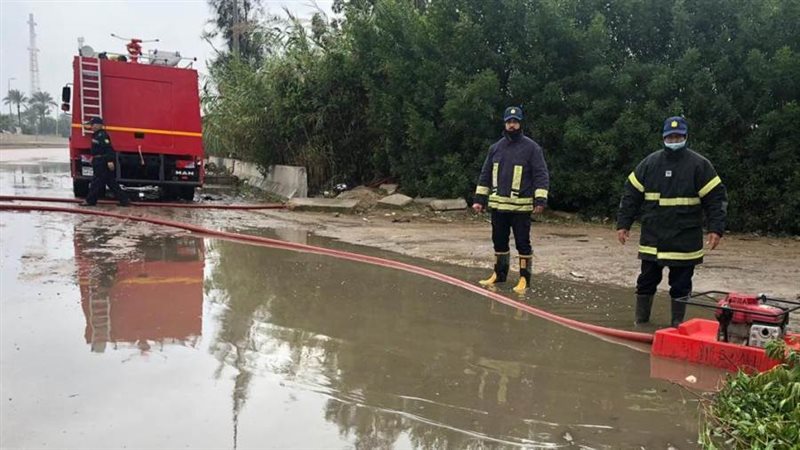 رفع آثار الأمطار