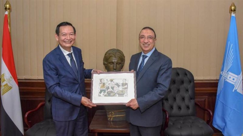 محافظ الاسكندرية