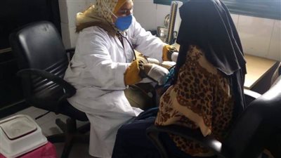الكشف علي 966 ألف مواطن ضمن مبادرة علاج الامراض المزمنة والاعتلال الكلوي بالمنيا