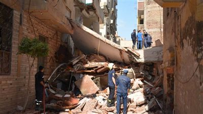 انهيار شرفة عقار بميت غمر