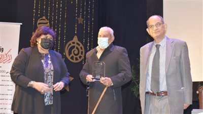 ‎وزيرة الثقافة تُكرم مبدعي الترجمة في اليوم العالمي للغة العربية 