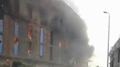 مسلسل لم ينته.. انهيار عقار قديم بحي الجمرك