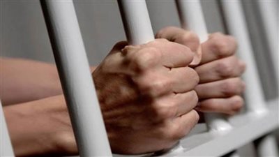 حبس عاطل لحيازته 10 آلاف قرص مخدر بالإسكندرية