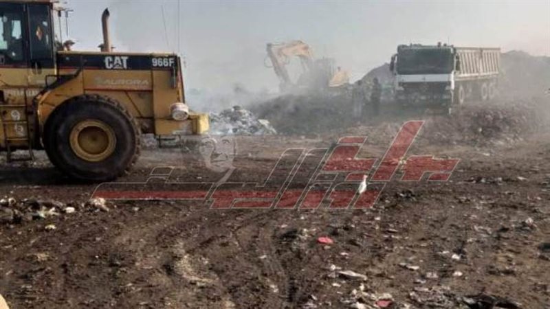 رفع المخلفات من مقلب