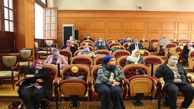 برنامجا تدريبيا للأمانة