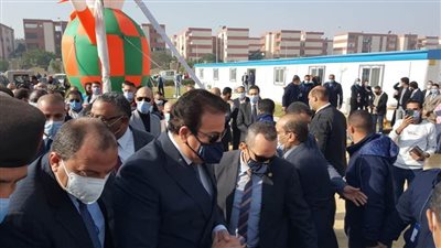 افتتاح مشروعات تعليمية وخدمية واستثمارية بجامعة بني سويف