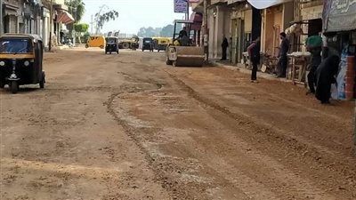 رصف شارع الثورة بالمحمودية بتكلفة ٣ ملايين و٣٩٤ ألف جنيه