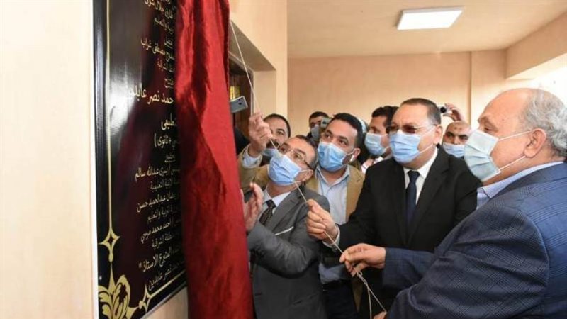 محافظ الشرقية ووكيل