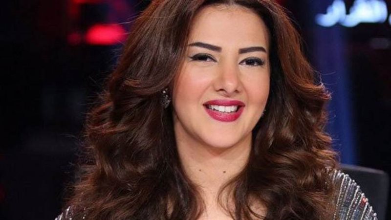 دنيا سمير غانم