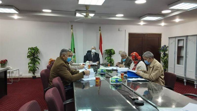 مياه المنيا تناقش