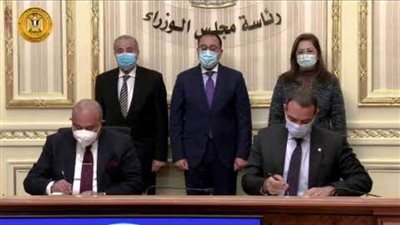 رئيس الوزراء يشهد توقيع بروتوكول بين جهاز تنمية التجارة وصندوق مصر السيادي