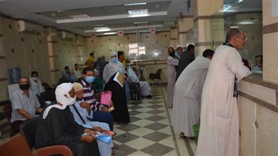 محافظ المنيا يكلف رؤساء المراكز بالاستمرار في تلقي طلبات التصالح