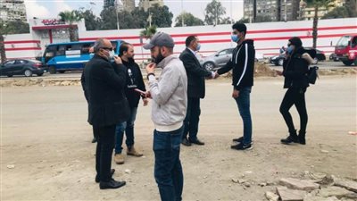 بالصور.. أسرة المستشار أحمد البكري تصطحب الجثمان إلى مسجد الشرطة