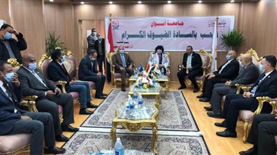 افتتاح معرض جامعة أسوان الأول للكتاب